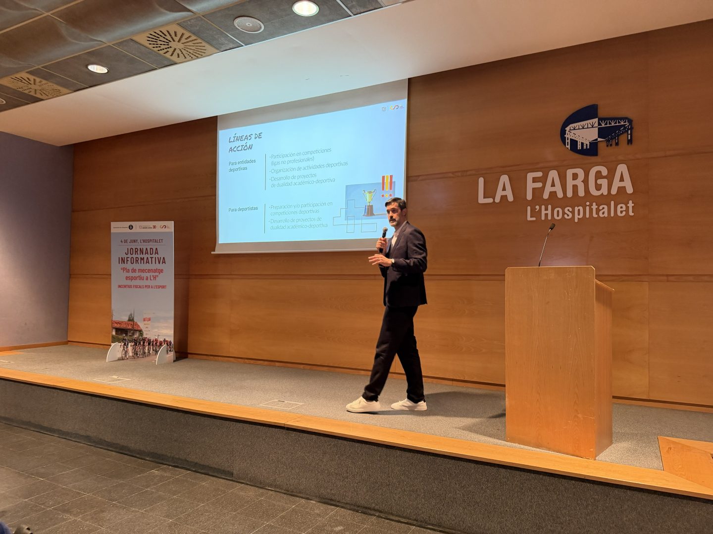 Hospitalet de Llobregat impulsará la línea de colaboración empresarial en el deporte de la Fundación Deporte Joven